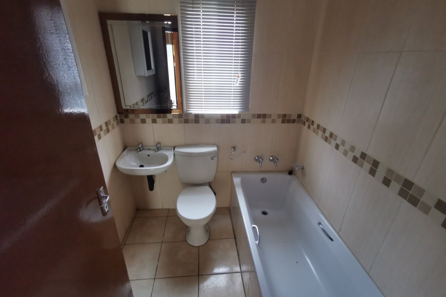 To Let 2 Bedroom Property for Rent in Roodepan Northern Cape